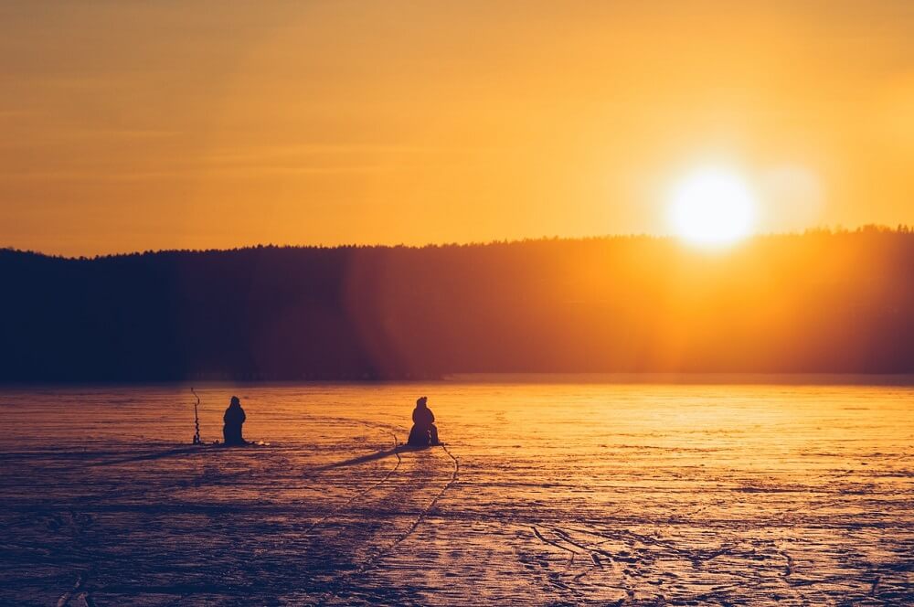 Ice-Fishing-Sunset-View